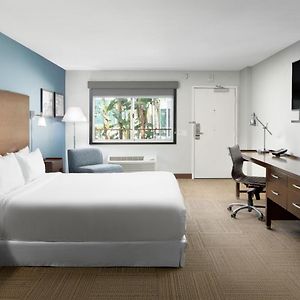 Habitación con Cama King